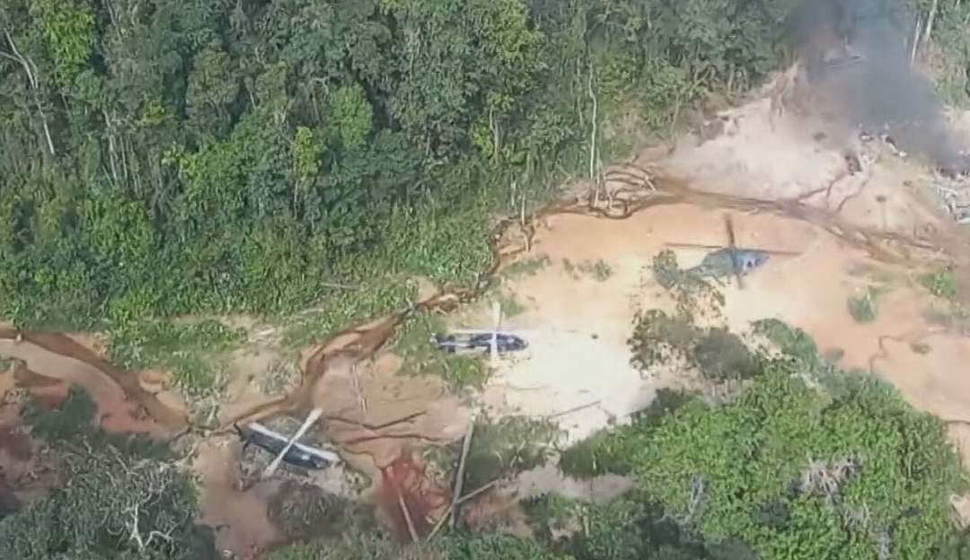 Mais um garimpo ilegal foi desativado pelo IBAMA nas terras Yanomami Lorena Bueri
