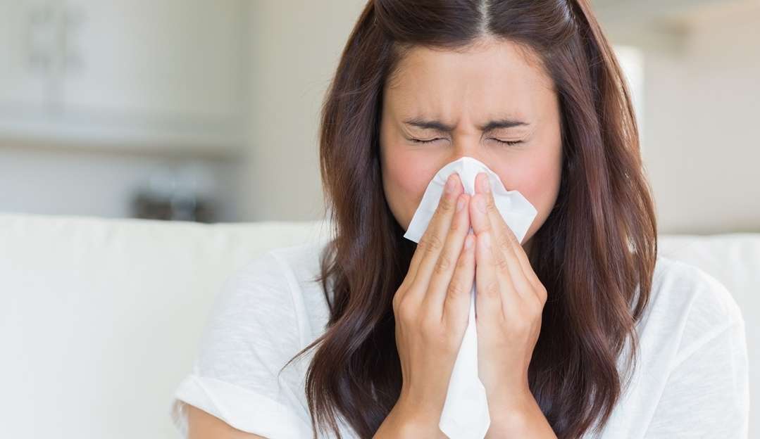 Saiba como diferenciar os sintomas da gripe e da Covid-19