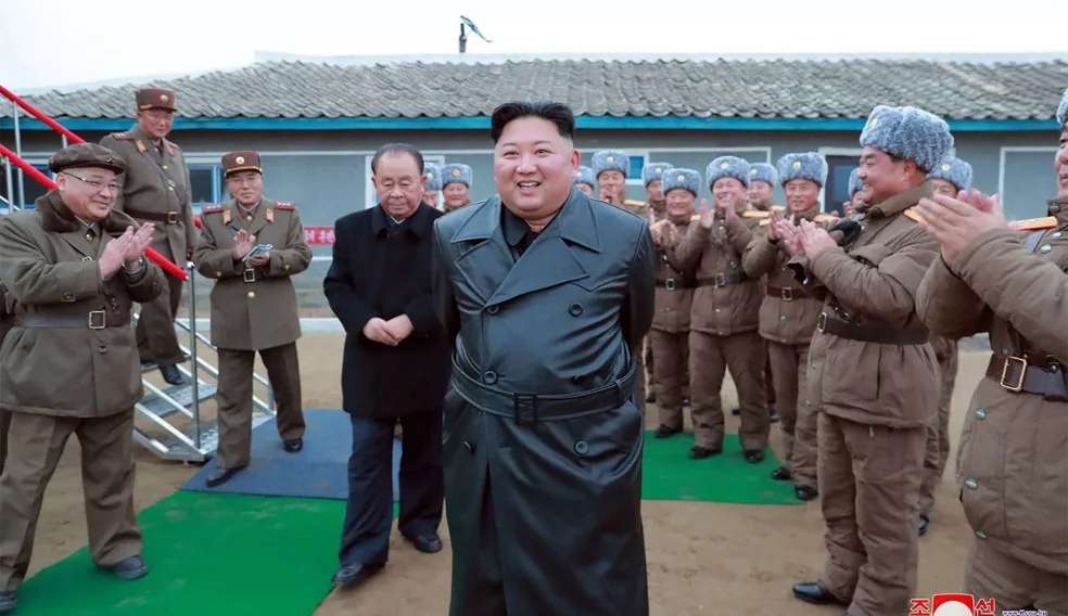 Coreia do Norte lança novo míssil balístico intercontinental