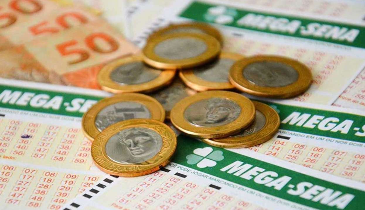 Valores dos jogos de apostas como Mega Sena e Quina aumentam R$ 0,50 neste mês