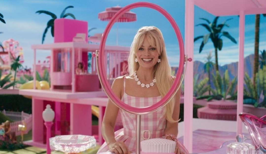 Lançamento de calçados da Barbie aumentam expectativas para filme