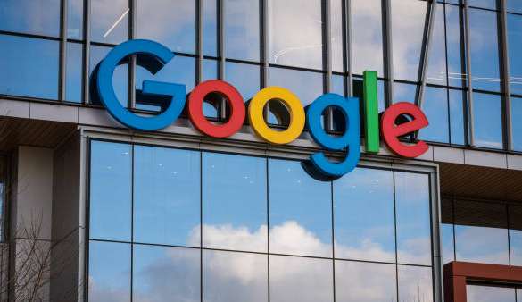 Google cria mecanismo de busca com inteligência artificial para competir com Bing