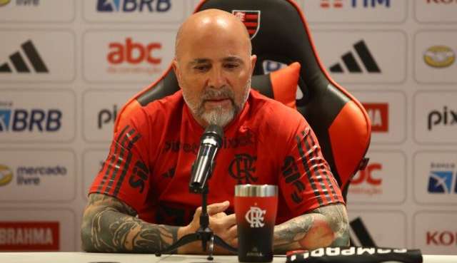 Jorge Sampaoli dá primeira entrevista como técnico do Flamengo Lorena Bueri