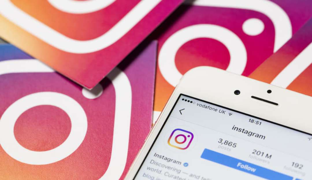 Instagram passa a suportar até cinco links na bio de um perfil
