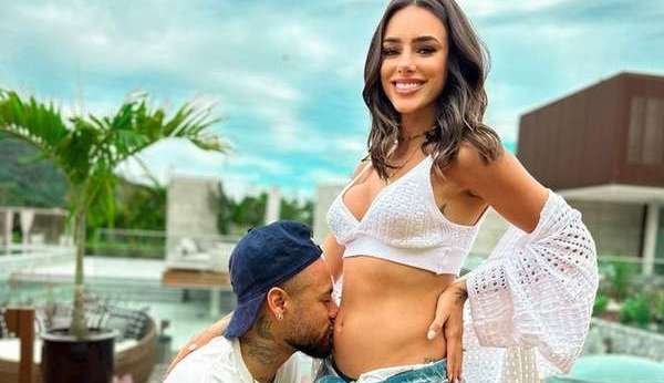 FOTOS: Bruna Biancardi namorada de Neymar foi convidada para