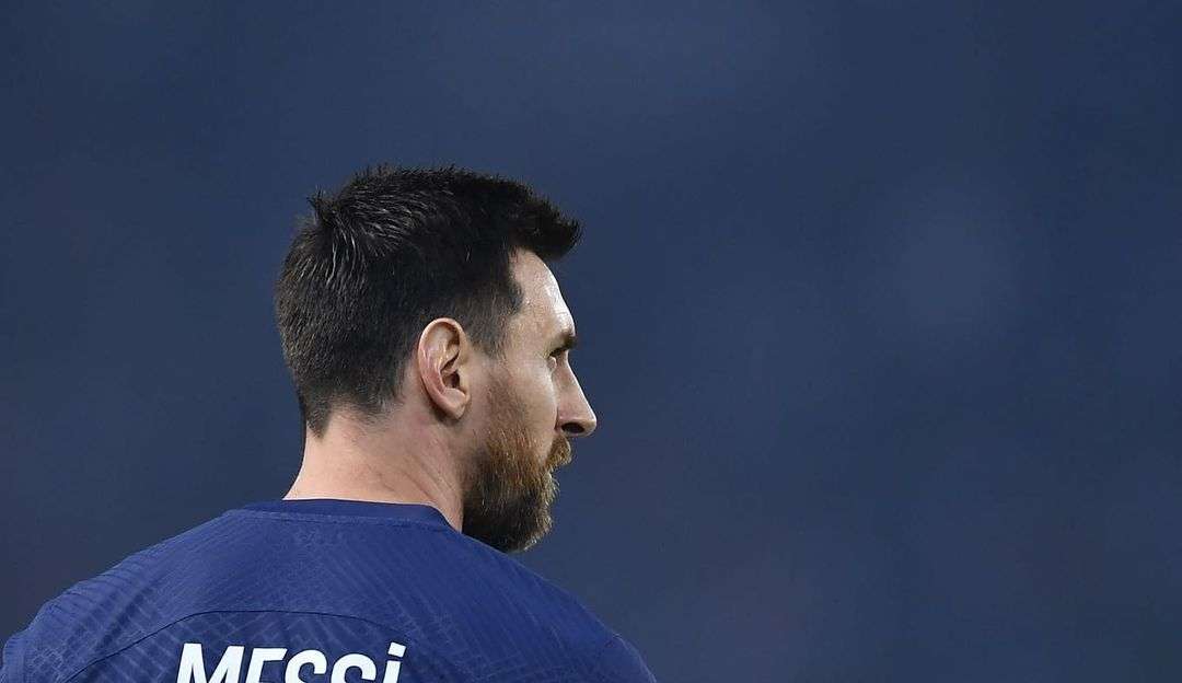 Barcelona cogita negociar Raphinha e outros jogadores para ter Messi, diz jornal Lorena Bueri