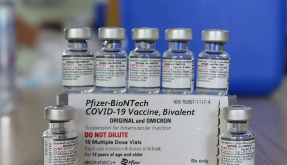 Vacina bivalente contra a Covid vai começar a ser aplicado em pessoas com mais de 50 anos