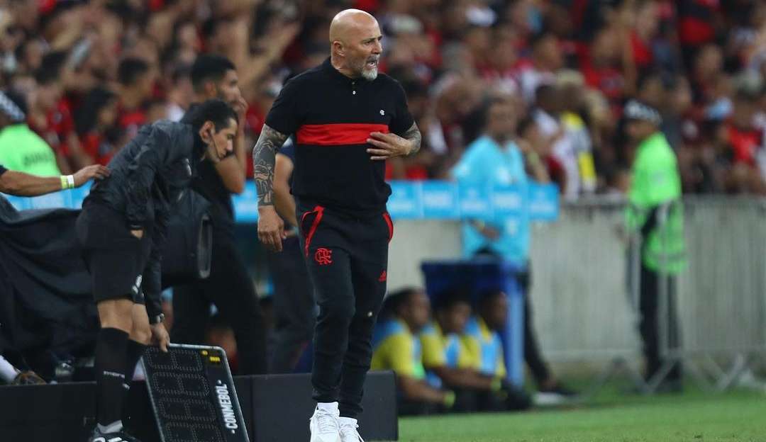Sampaoli faz análise sobre desempenho do Flamengo e fala sobre 'time invencível' Lorena Bueri