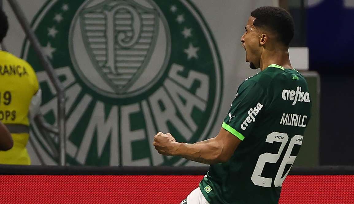 Palmeiras bate recorde de público no Allianz Parque em vitória no Dérbi Lorena Bueri