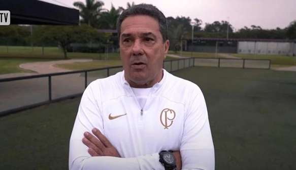 Vanderley Luxemburgo volta a dirigir o Corinthians na temporada 2023 Lorena Bueri