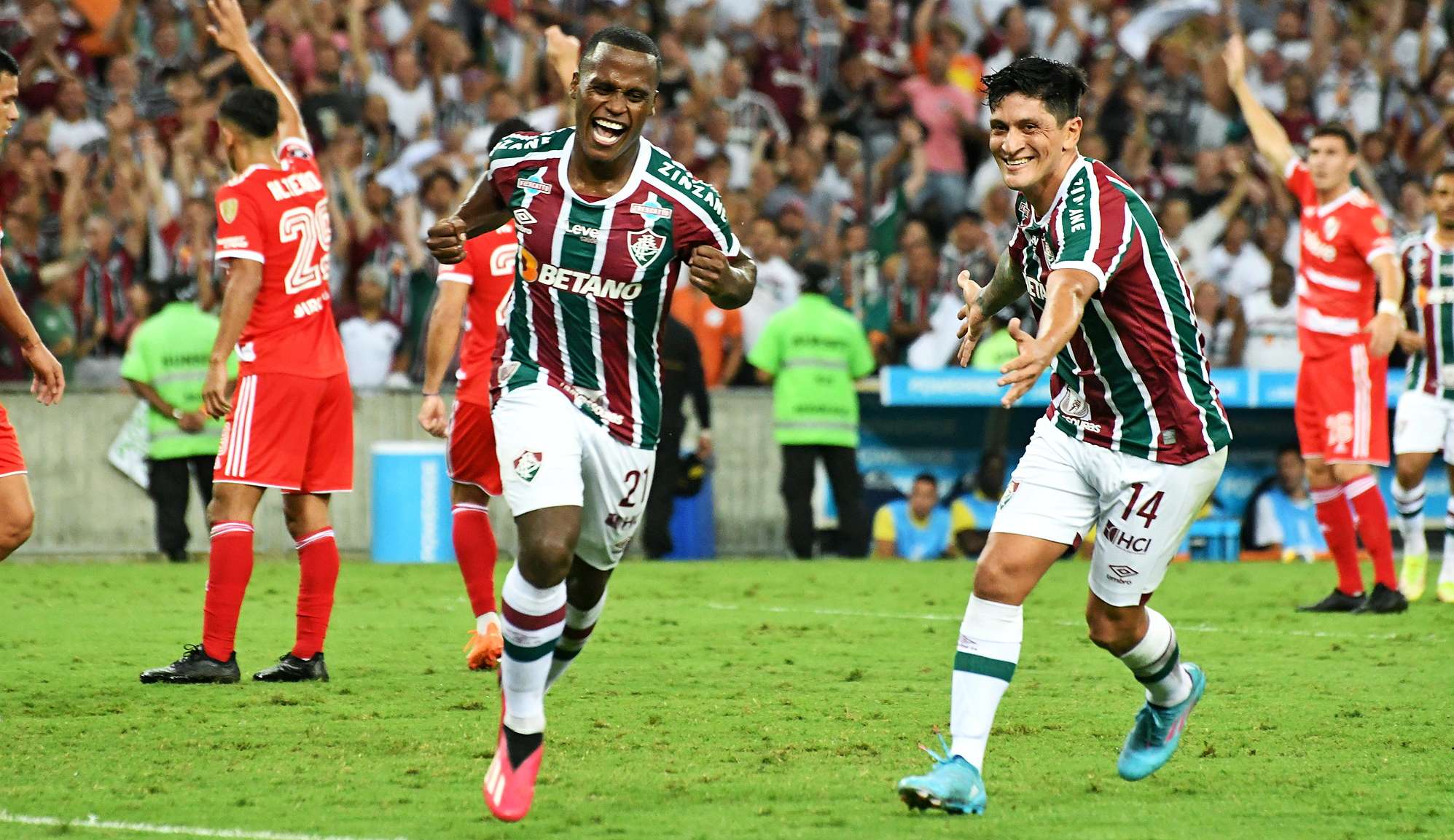 Fluminense goleia River Plate e segue invicto na Libertadores Lorena Bueri