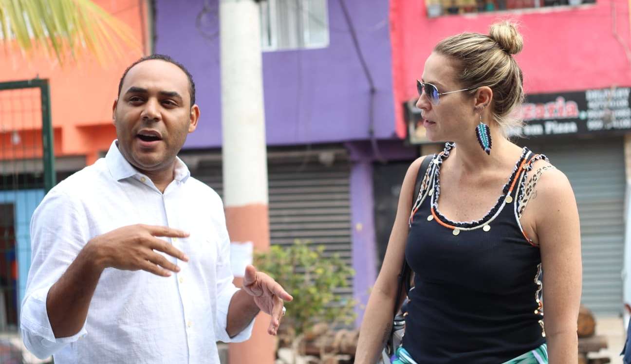Luana Piovani visita Paraisópolis e se encanta com as iniciativas de empreendedorismo Lorena Bueri