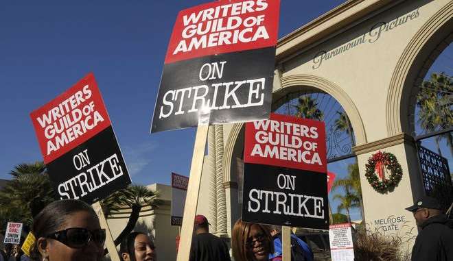 Veja detalhes sobre a greve dos roteiristas de Hollywood e quem será afetado 