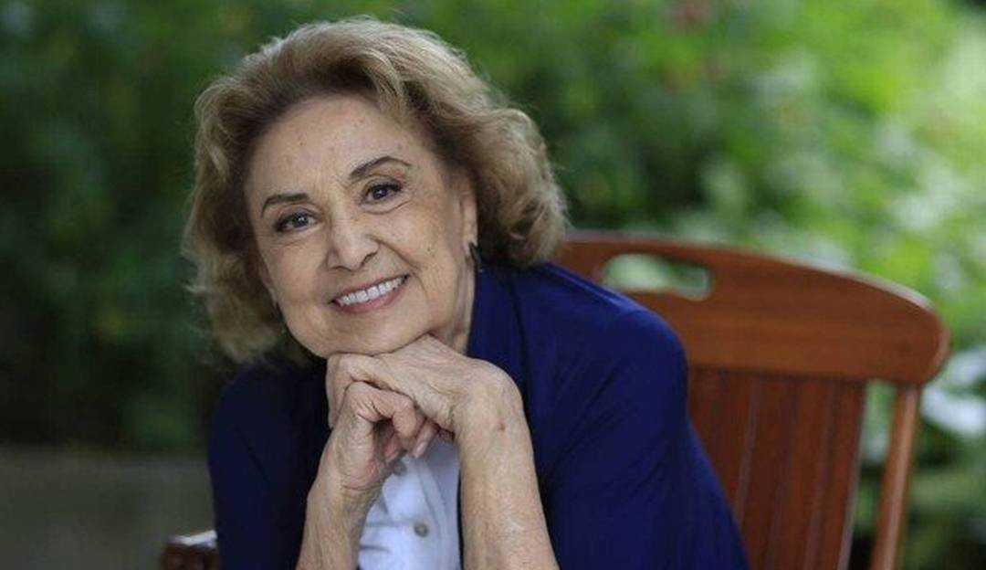 Famosos lamentam a morte de Eva Wilma vítima de câncer no ovário Lorena Bueri