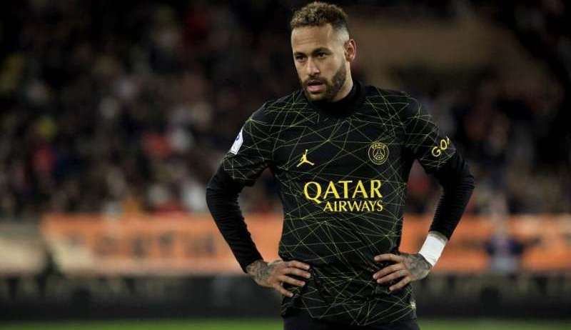 PSG decide negociar Neymar na janela de transferências do meio do ano, diz jornal francês