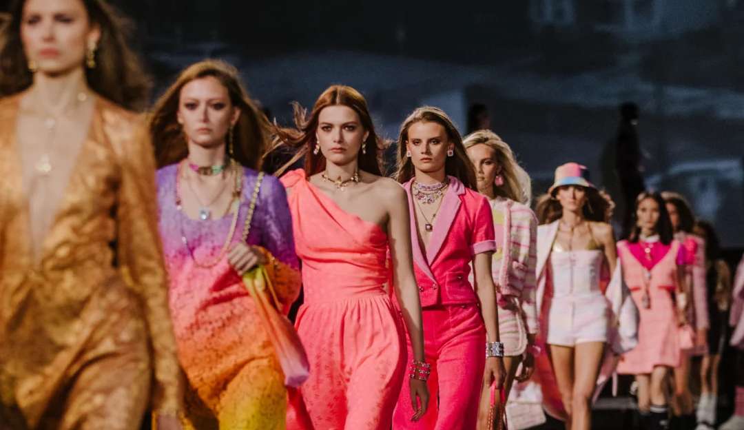 Desfile resort da Chanel lança tendência descolada à la Los Angeles Lorena Bueri