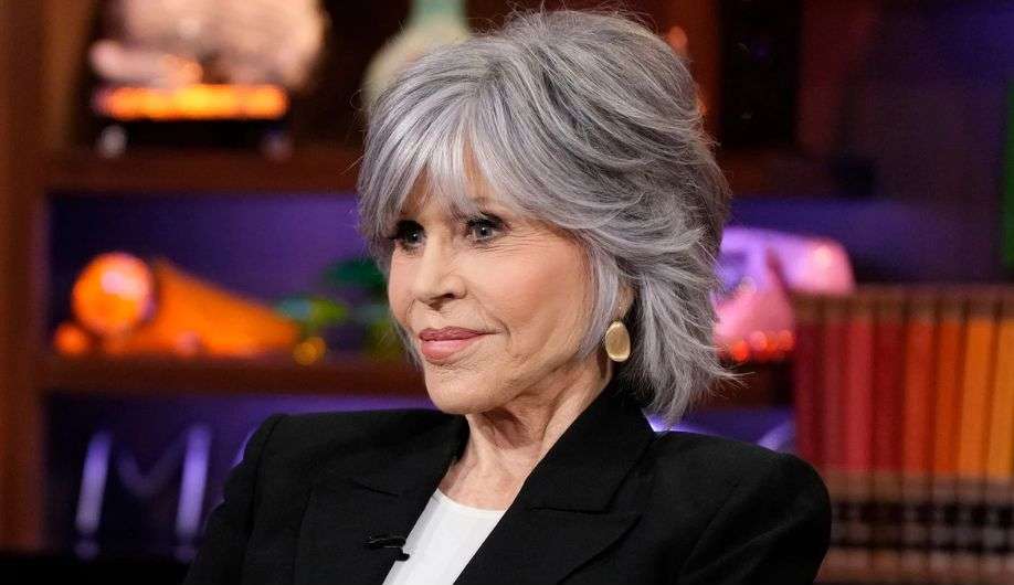 Jane Fonda revela ter sofrido assédio de diretor francês, René Clément Lorena Bueri
