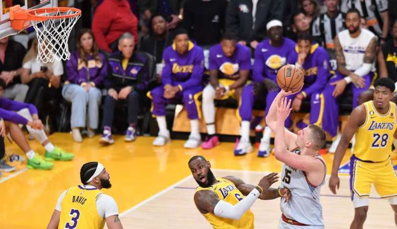 Nuggets vão á final da NBA pela primeira vez depois de ganhar mais uma contra os Lakers  Lorena Bueri