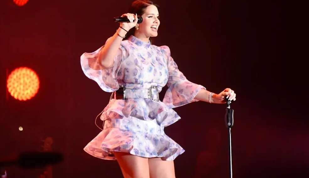 Lana Del Rey retorna aos palcos em apresentação no MITA 2023