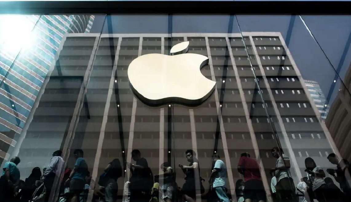 Apple planeja inserir tela de bloqueio inteligente em iPhones iOS 17 ainda este ano Lorena Bueri