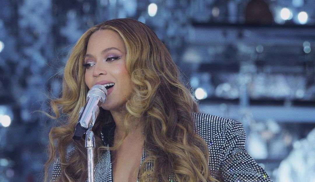 Beyoncé presta nova homenagem a Tina Turner em Londres Lorena Bueri