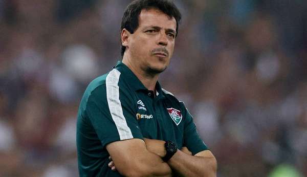 Fernando Diniz tenta explicar apagão do Fluminense