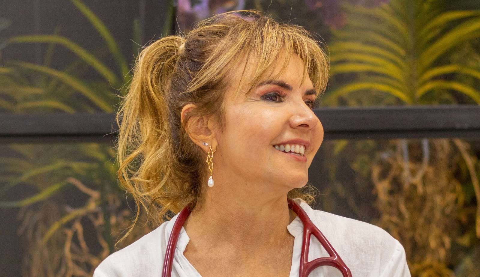5 famosos que convivem com a diabete. Dra. Edilene Chaves revela cuidados Lorena Bueri