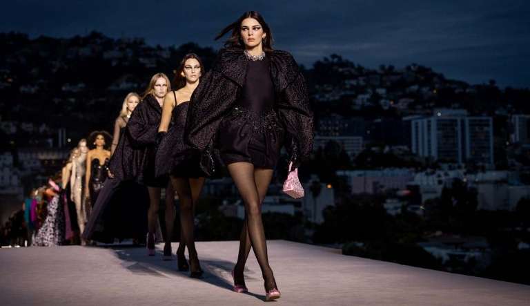 Três livros sobre moda que irão te ajudar a ser uma verdadeira fashionista Lorena Bueri