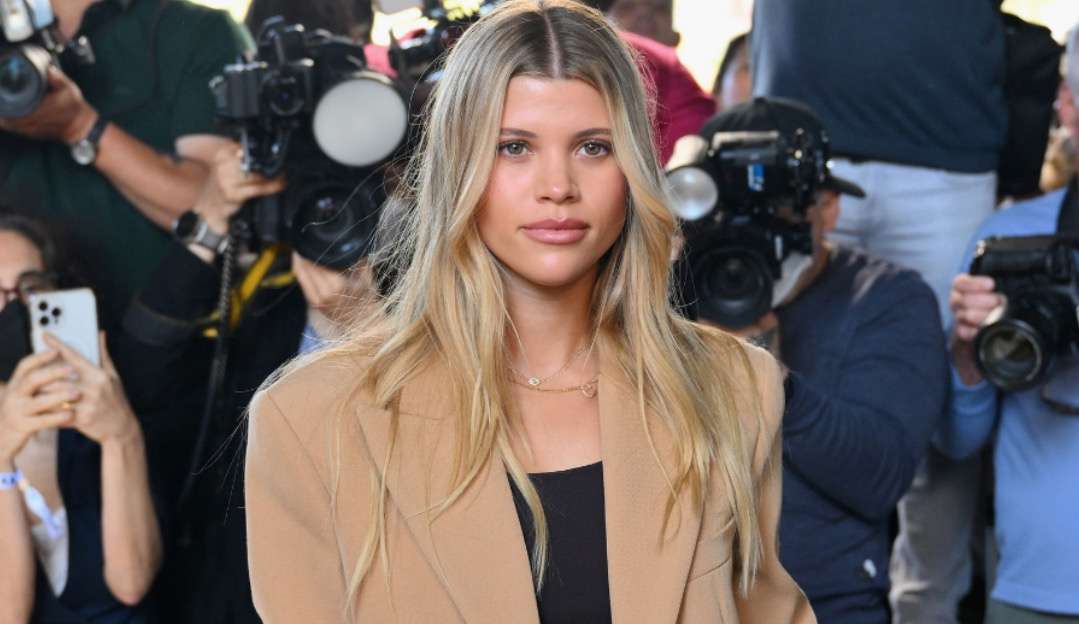 Sofia Richie vira ícone de estilo 'quiet luxury' Lorena Bueri