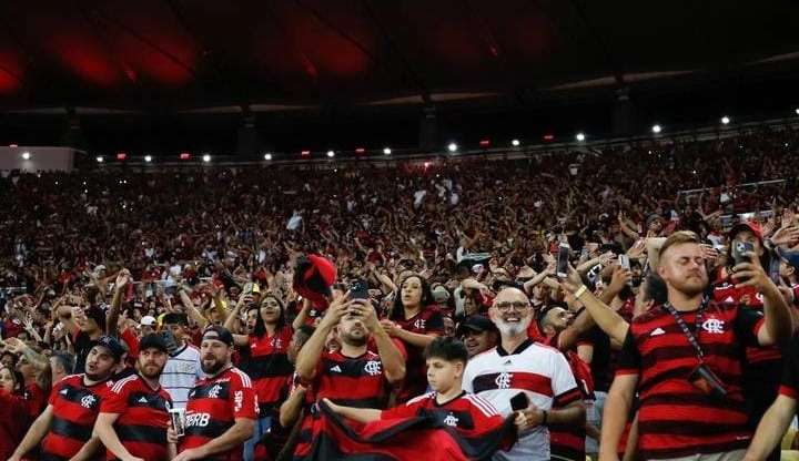Flamengo bate Racing e encaminha vaga na Libertadores Lorena Bueri