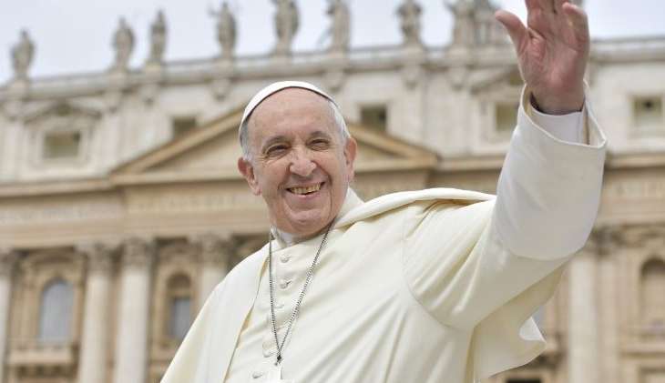 Papa se emociona com mensagens de carinho de crianças hospitalizadas Lorena Bueri