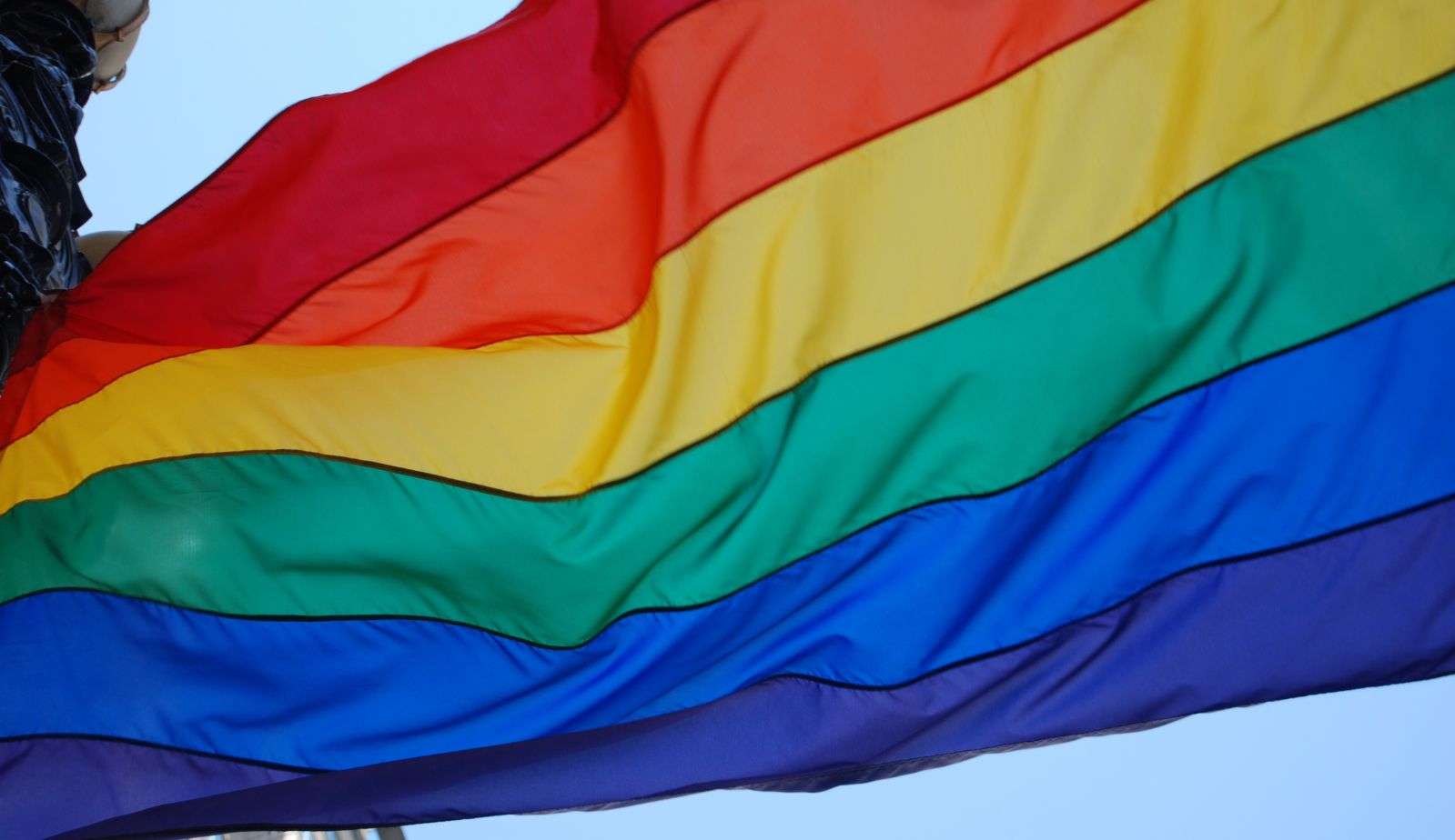 Parada LGBT+ acontece neste domingo em SP com o tema “Políticas Sociais” Lorena Bueri
