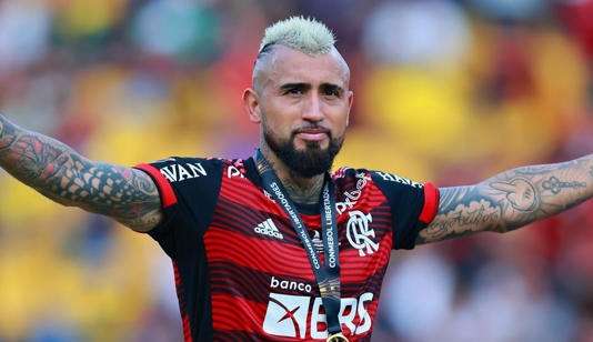 Vidal anuncia que vai deixar o Flamengo no fim do ano Lorena Bueri