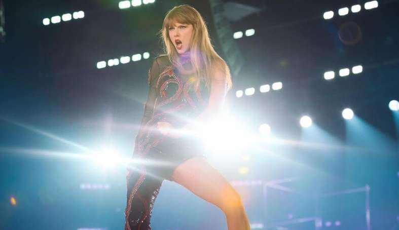 Ministério público é acionado em vendas de ingressos do show de Taylor Swift, entenda Lorena Bueri