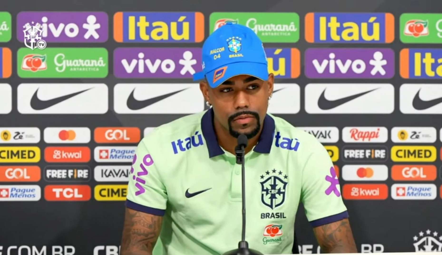 Malcom retorna à Seleção Brasileira e diz estar com 'outra cabeça' Lorena Bueri
