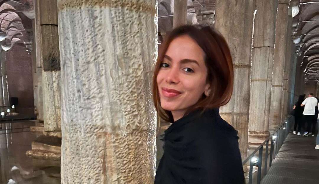 Anitta conta sobre roubo na Croácia: 'eu fui a sorteada' Lorena Bueri