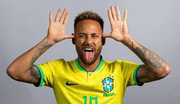 Craque Neymar relembra eliminação na Copa Lorena Bueri