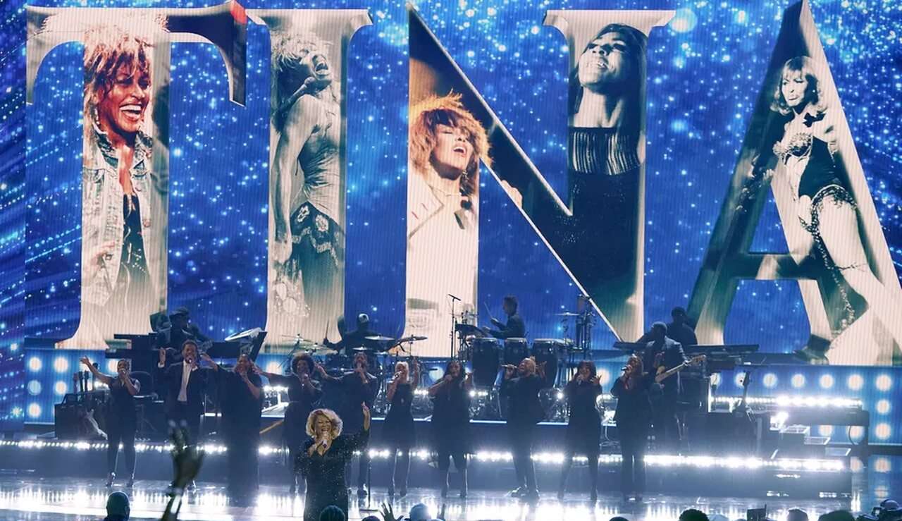 BET Awards 2023 é marcado por grandes performances e tributo a Tina Turner Lorena Bueri