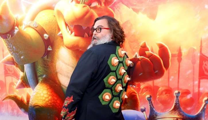 Peaches, música interpretada por Jack Black em filme de Super