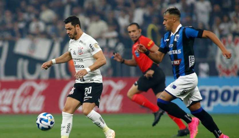 Corinthians vence Liverpool e garante vaga nos Play-offs da Sul-Americana Lorena Bueri