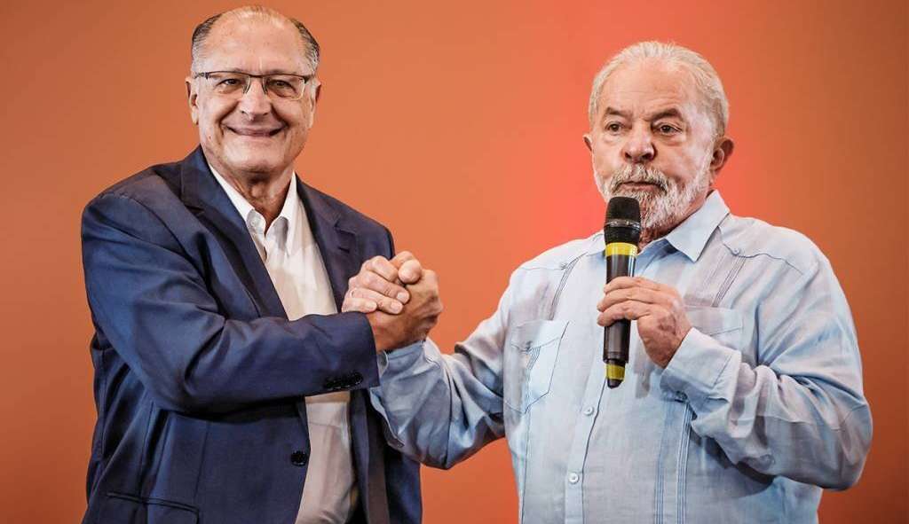 Lula e Alckmin analisam estender programa de desconto para carro zero Lorena Bueri