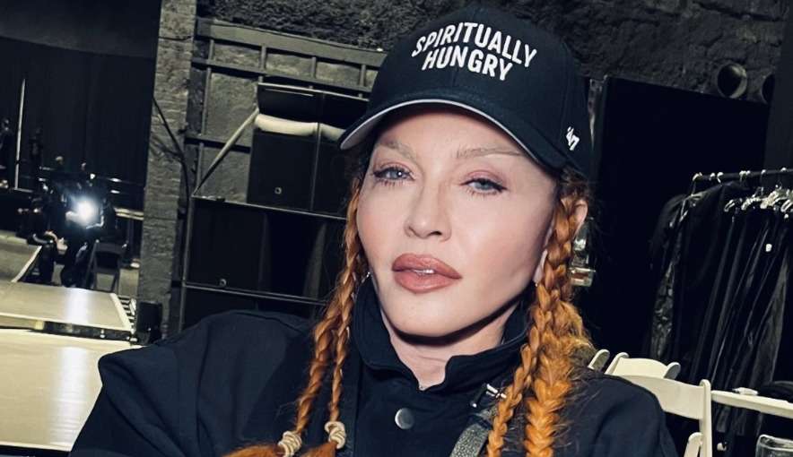 Família de Madonna temia o pior sobre internação da cantora Lorena Bueri