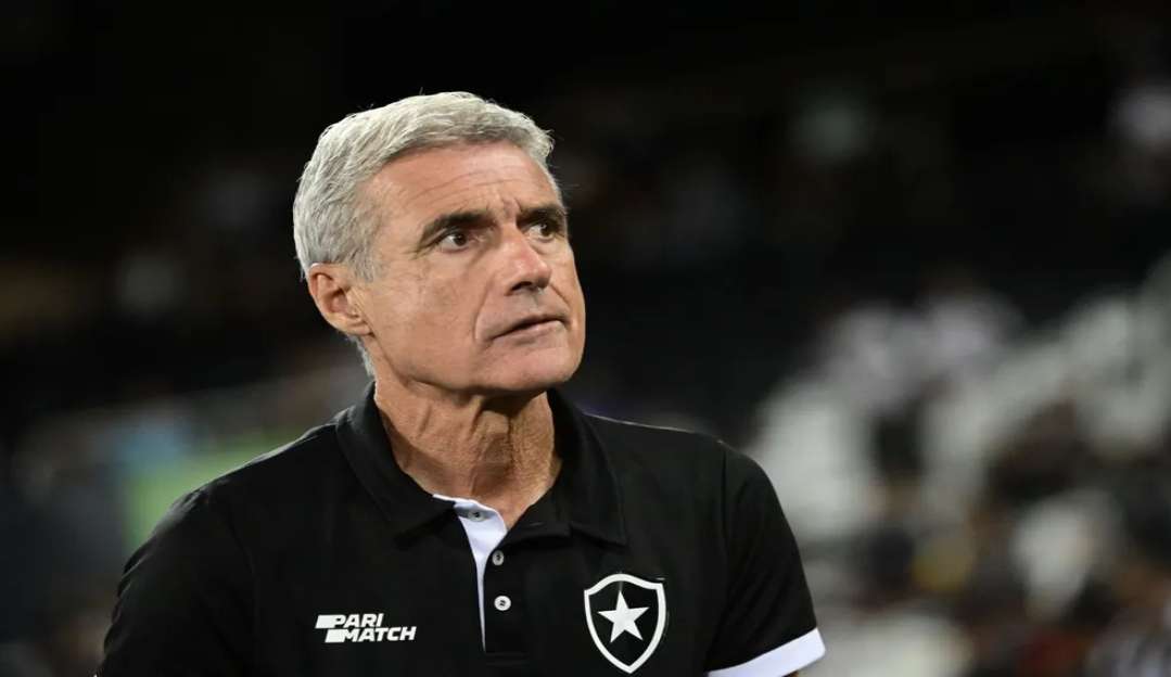 Luís Castro aceita proposta da Árabia e deixa o Botafogo Lorena Bueri