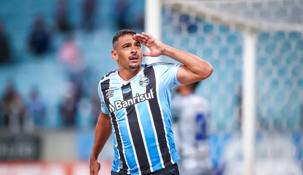 Diego Souza se despede do Grêmio e deixa seu futuro em aberto Lorena Bueri