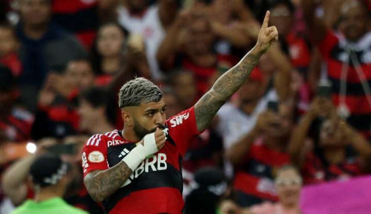 Gabigol chega a 150 gols com a camisa do Flamengo Lorena Bueri