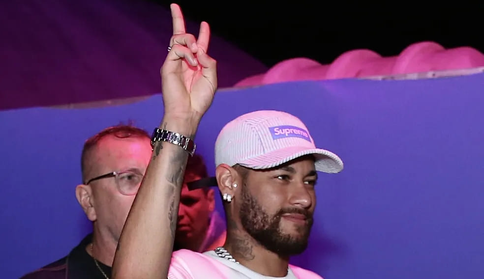 Neymar aparece em vídeo de confusão no evento 'Tardezinha' Lorena Bueri