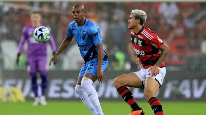Flamengo decide não dar entrevistas após jogo contra o Athletico- PR Lorena Bueri