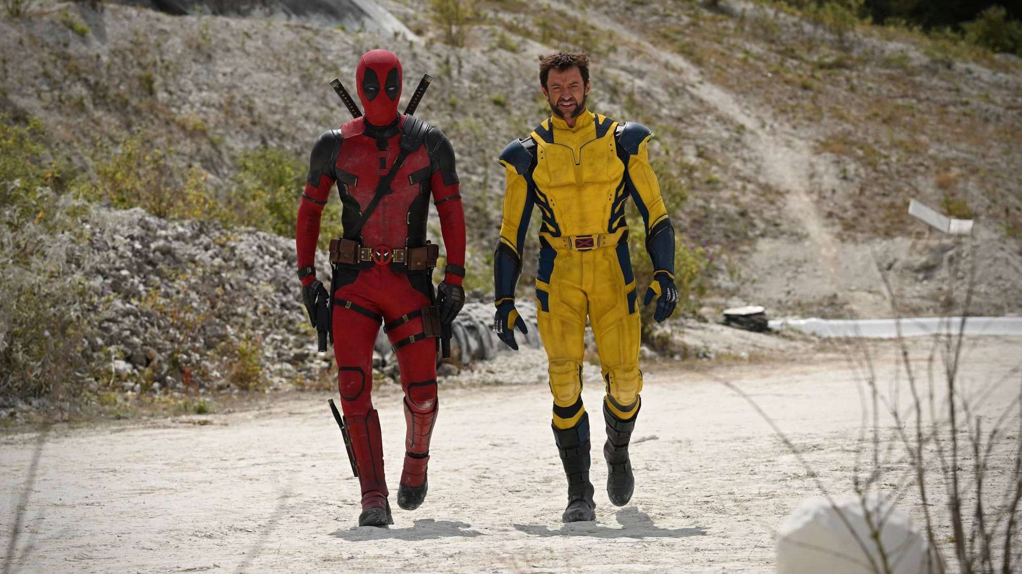 Novas fotos de ‘Deadpool 3’ mostram Wolverine após batalha Lorena Bueri