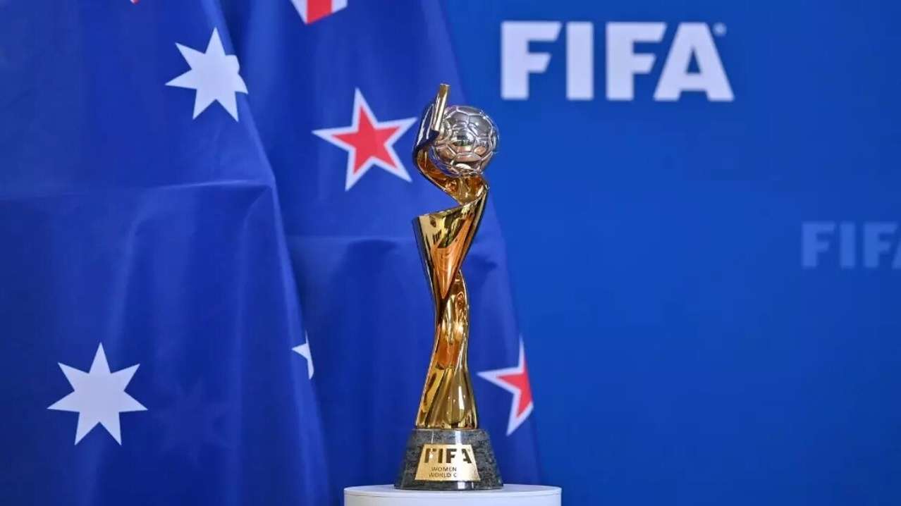 FIFA irá distribuir ingressos para a Copa do Mundo devido à baixa procura  Lorena Bueri