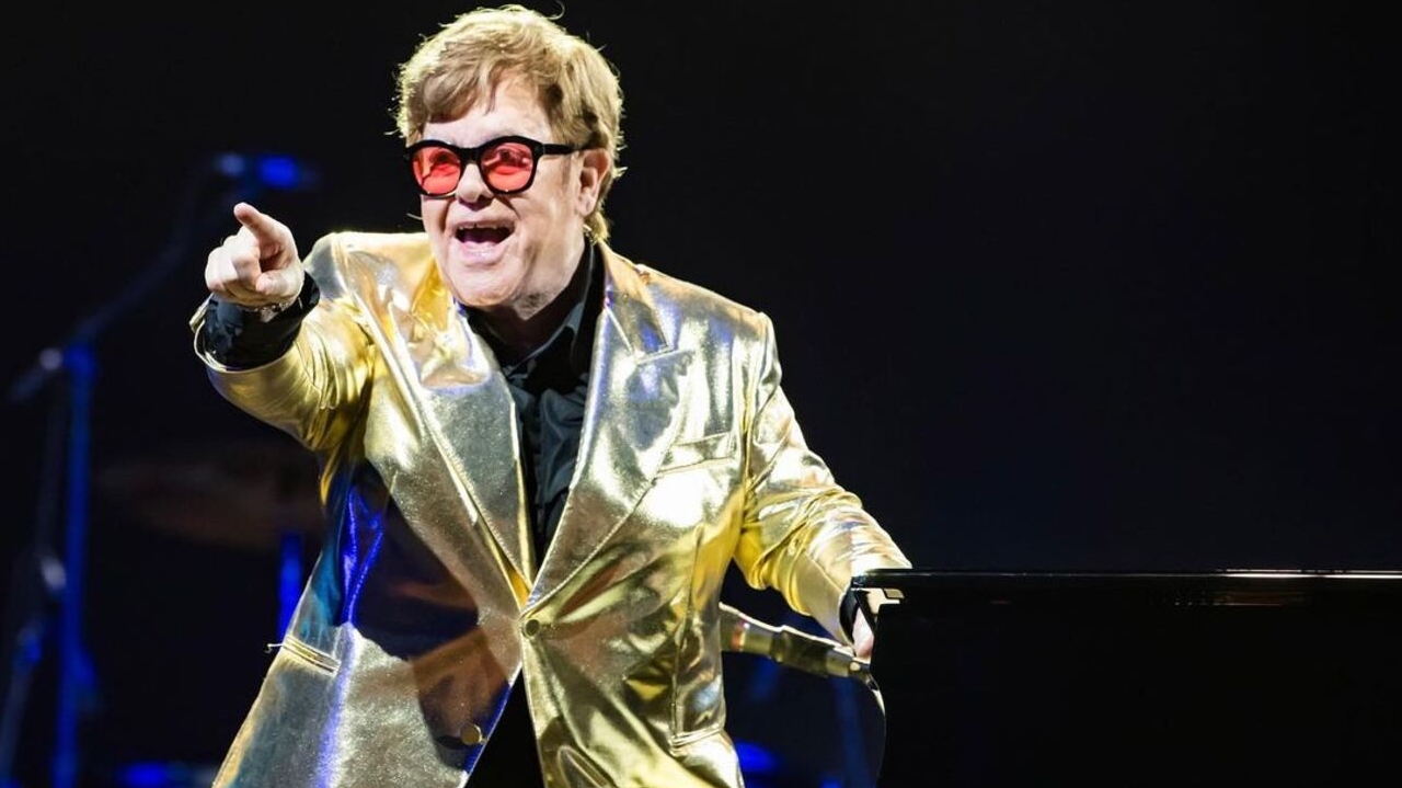 Elton John encerra turnê de despedida com recorde histórico de bilheteria Lorena Bueri